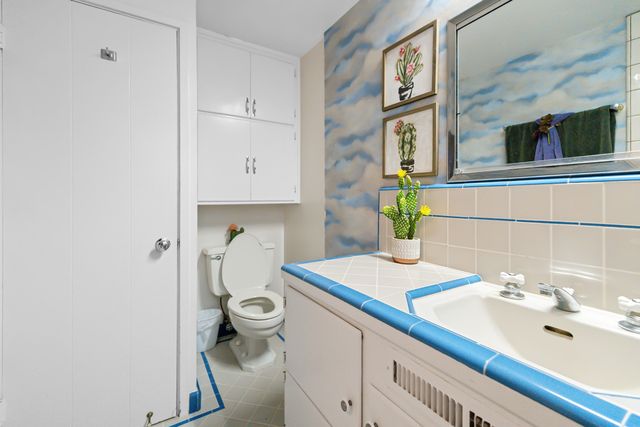 531 E Walnut Street, Exeter, CA 93221