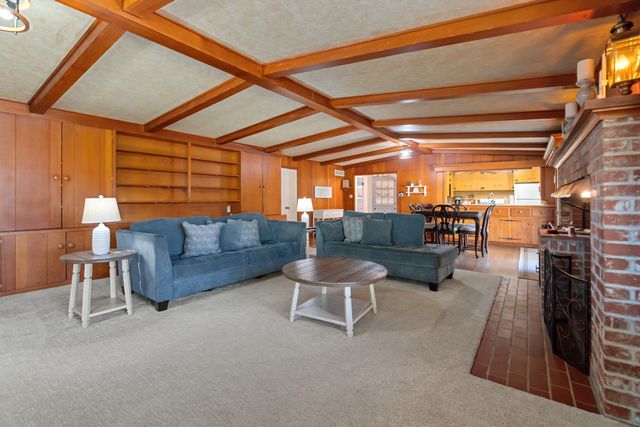 531 E Walnut Street, Exeter, CA 93221