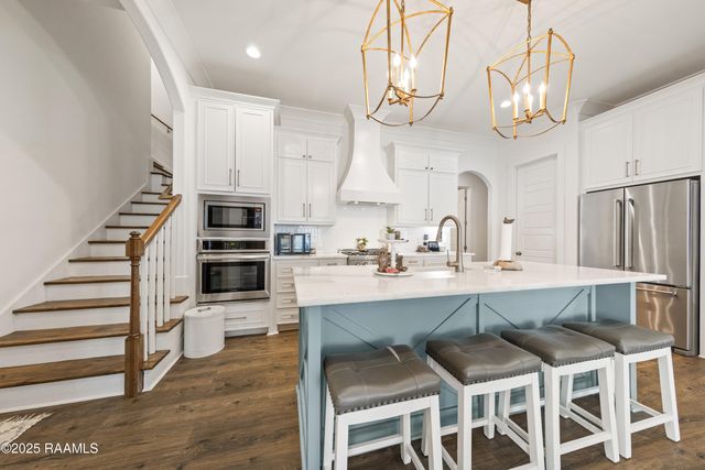 212 San Domingo Drive, Youngsville, LA 70592