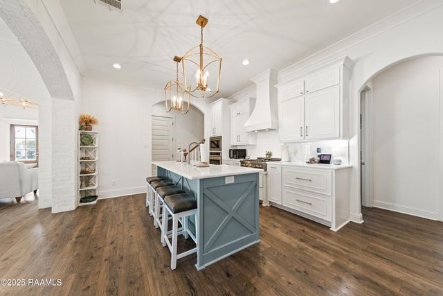 212 San Domingo Drive, Youngsville, LA 70592