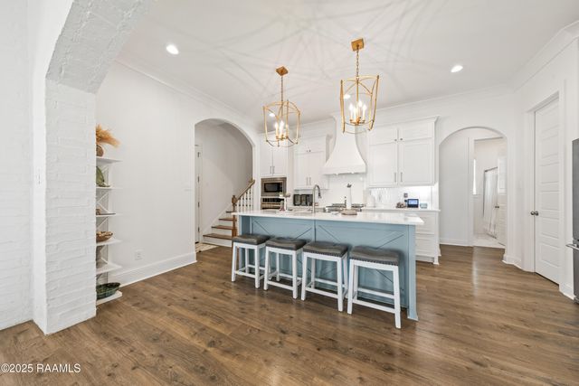 212 San Domingo Drive, Youngsville, LA 70592