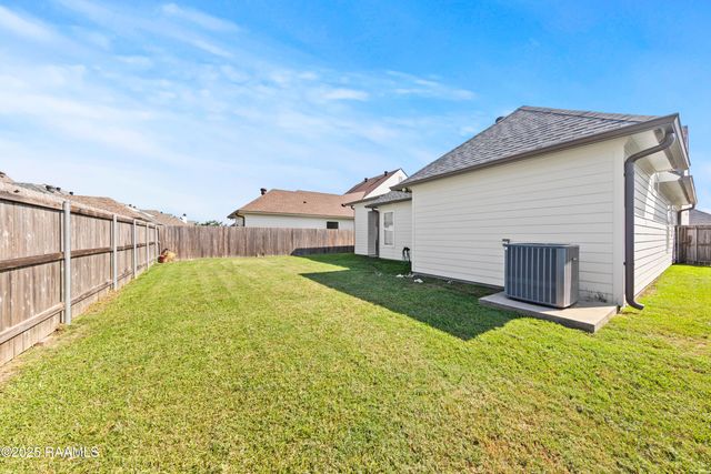 212 San Domingo Drive, Youngsville, LA 70592