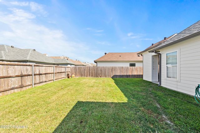 212 San Domingo Drive, Youngsville, LA 70592