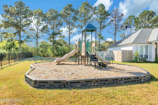 212 San Domingo Drive, Youngsville, LA 70592