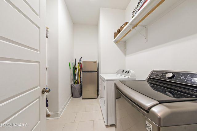 212 San Domingo Drive, Youngsville, LA 70592