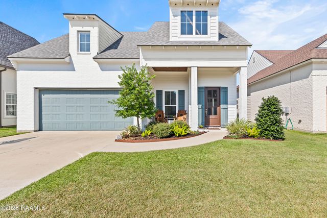 212 San Domingo Drive, Youngsville, LA 70592