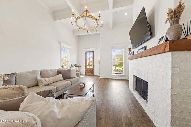 212 San Domingo Drive, Youngsville, LA 70592