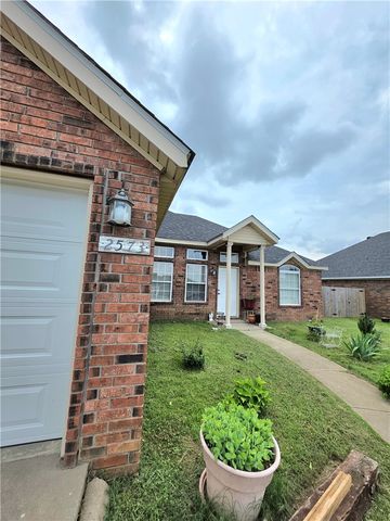 2573 Persimmon Street, Springdale, AR 72764