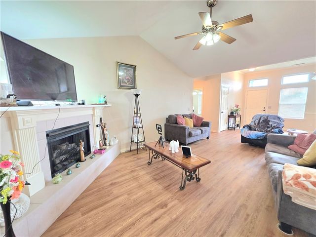 2573 Persimmon Street, Springdale, AR 72764
