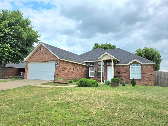 2573 Persimmon Street, Springdale, AR 72764