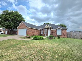 2573 Persimmon Street, Springdale, AR 72764