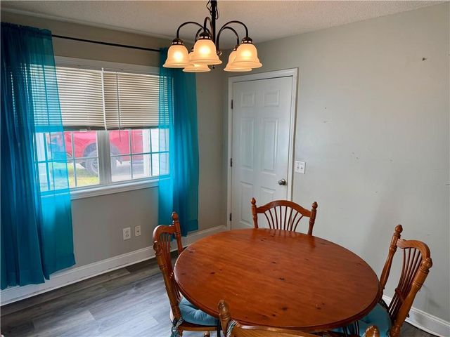 12 Greenhouse Drive SE, Cartersville, GA 30120