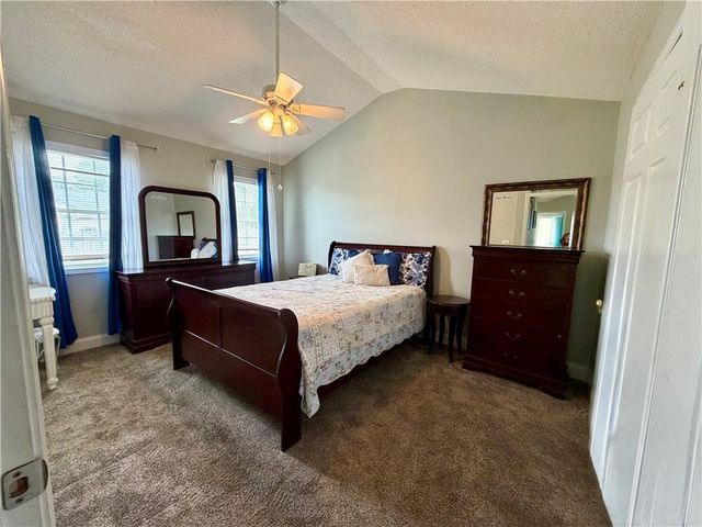 12 Greenhouse Drive SE, Cartersville, GA 30120