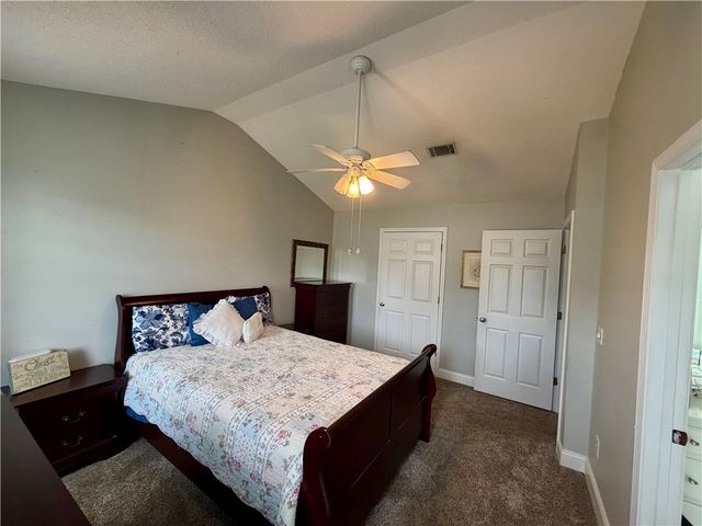 12 Greenhouse Drive SE, Cartersville, GA 30120