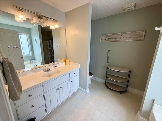 12 Greenhouse Drive SE, Cartersville, GA 30120