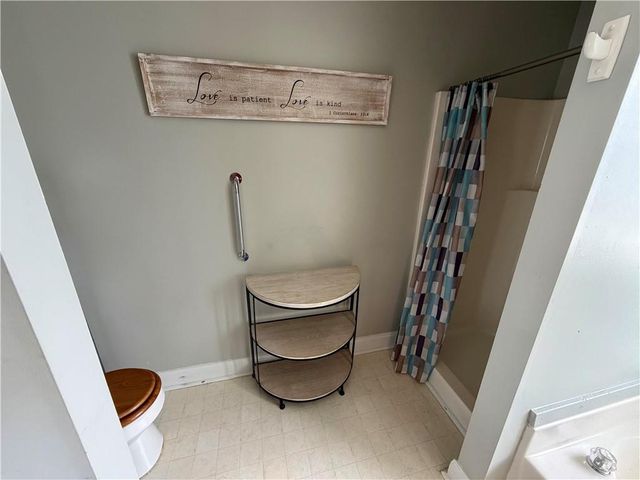 12 Greenhouse Drive SE, Cartersville, GA 30120