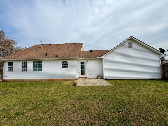 12 Greenhouse Drive SE, Cartersville, GA 30120