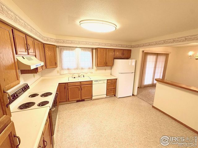 2400 Elmhurst Place, Longmont, CO 80503