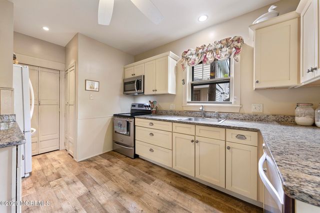 108 Clay Street, Tuckerton, NJ 08087