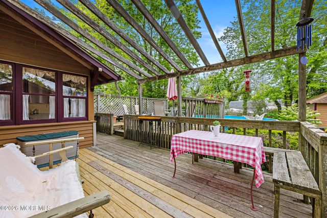 108 Clay Street, Tuckerton, NJ 08087