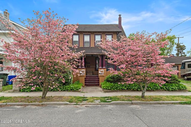 108 Clay Street, Tuckerton, NJ 08087