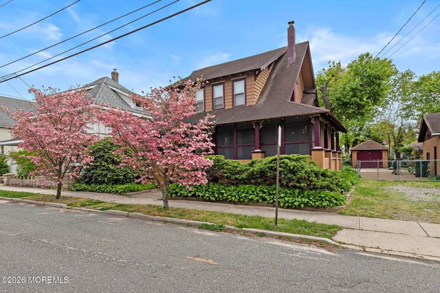 108 Clay Street, Tuckerton, NJ 08087