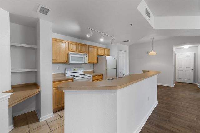 405 Villa San Marco Dr 302, St Augustine, FL 32086