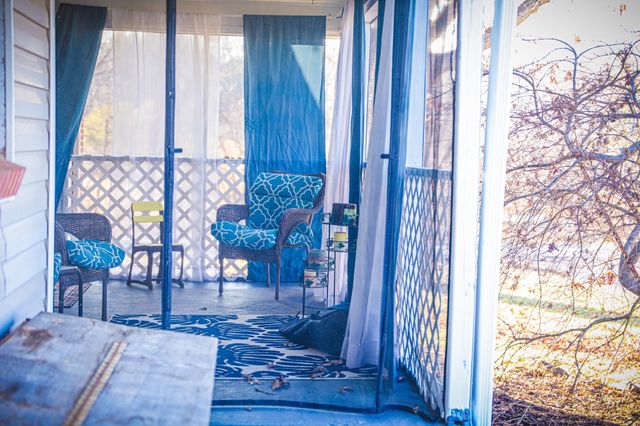 11 TWO WOOD LN, Staunton, VA 24401