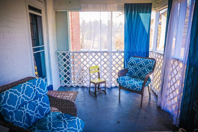 11 TWO WOOD LN, Staunton, VA 24401