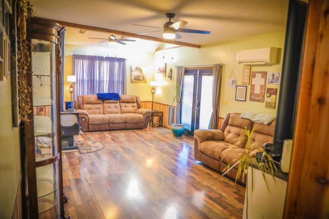 11 TWO WOOD LN, Staunton, VA 24401