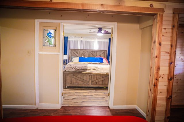 11 TWO WOOD LN, Staunton, VA 24401