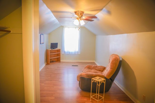 11 TWO WOOD LN, Staunton, VA 24401