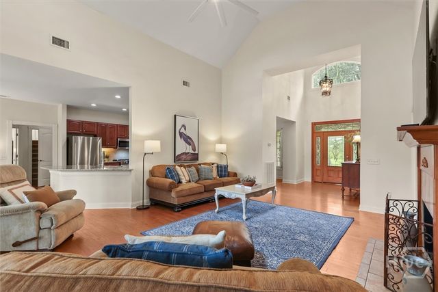 203 Cypress Lakes Drive, Bloomingdale, GA 31302