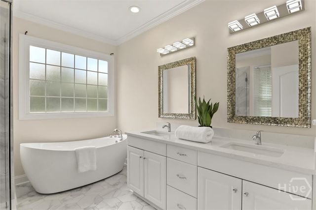 203 Cypress Lakes Drive, Bloomingdale, GA 31302