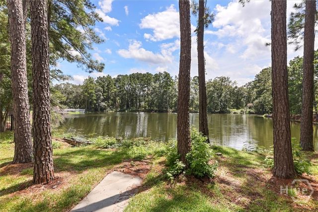 203 Cypress Lakes Drive, Bloomingdale, GA 31302