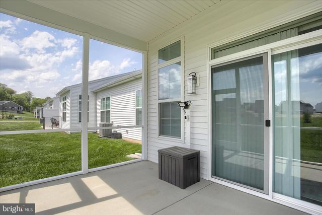 736 AURORA DR, Mechanicsburg, PA 17055