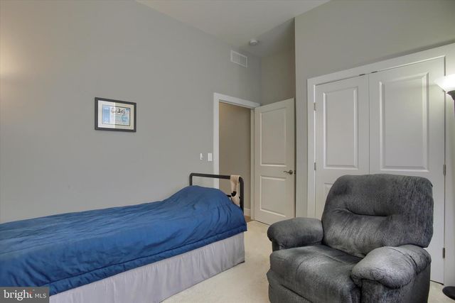 736 AURORA DR, Mechanicsburg, PA 17055