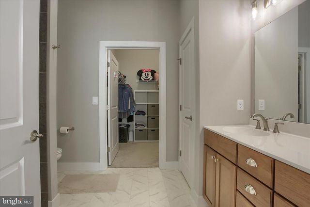 736 AURORA DR, Mechanicsburg, PA 17055