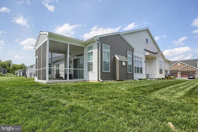 736 AURORA DR, Mechanicsburg, PA 17055
