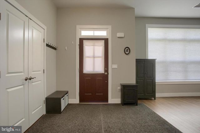 736 AURORA DR, Mechanicsburg, PA 17055
