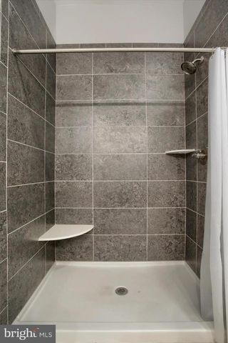 736 AURORA DR, Mechanicsburg, PA 17055