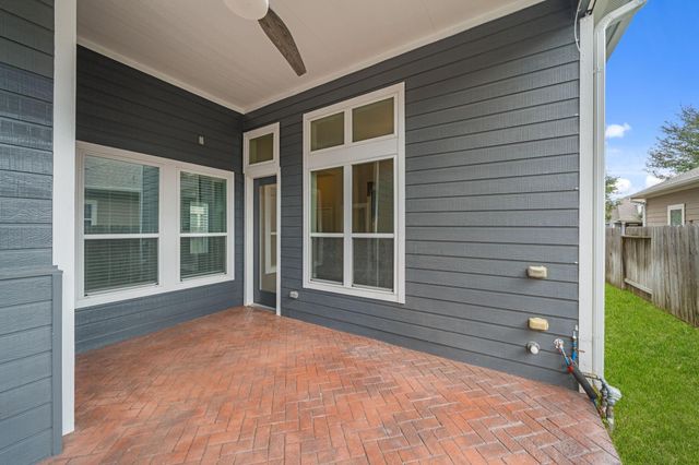 17019 Seminole Ridge Drive, Cypress, TX 77433