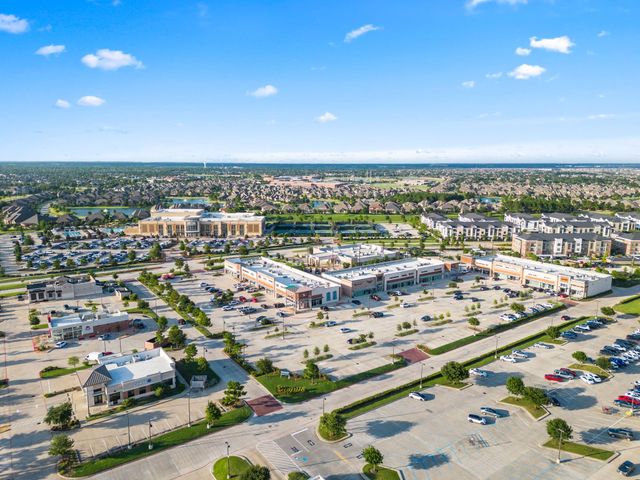 17019 Seminole Ridge Drive, Cypress, TX 77433