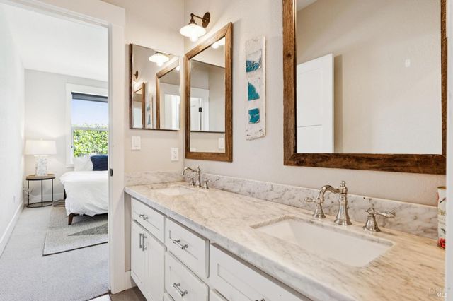 300 Hatchery Ln, Sonoma, CA 95476