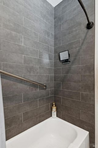 300 Hatchery Ln, Sonoma, CA 95476