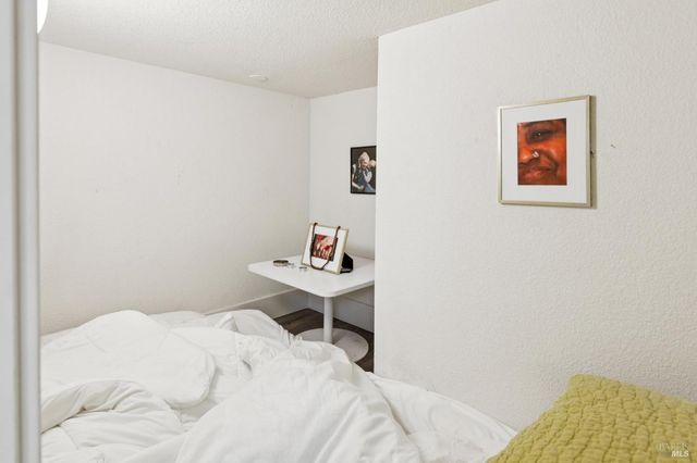 300 Hatchery Ln, Sonoma, CA 95476