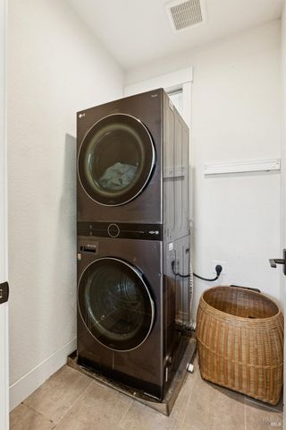 300 Hatchery Ln, Sonoma, CA 95476