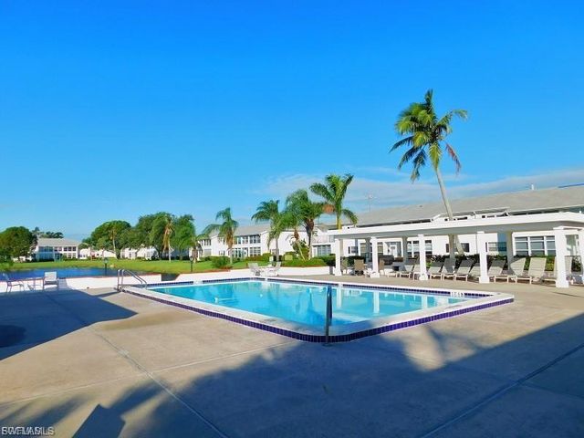 1449 Saddle Woode DR W 5D, Fort Myers, FL 33919