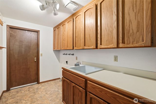 2201 33rd Avenue SE, Puyallup, WA 98374