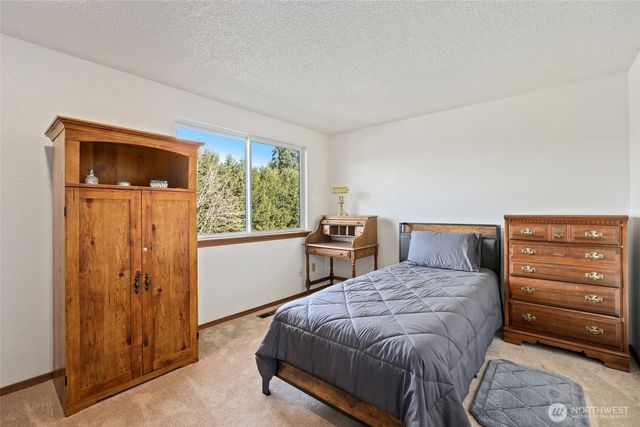 2201 33rd Avenue SE, Puyallup, WA 98374